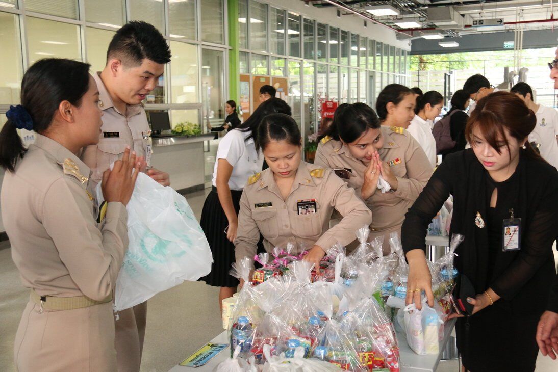 ทำบุญตักบาตร ข้าวสาร อาหารแห้ง พระสงฆ์ ๙ รูป &mdash; 21 กรกฎาคม 2026 &mdash; สถาบันเทคโนโลยีจิตรลดา CDTI