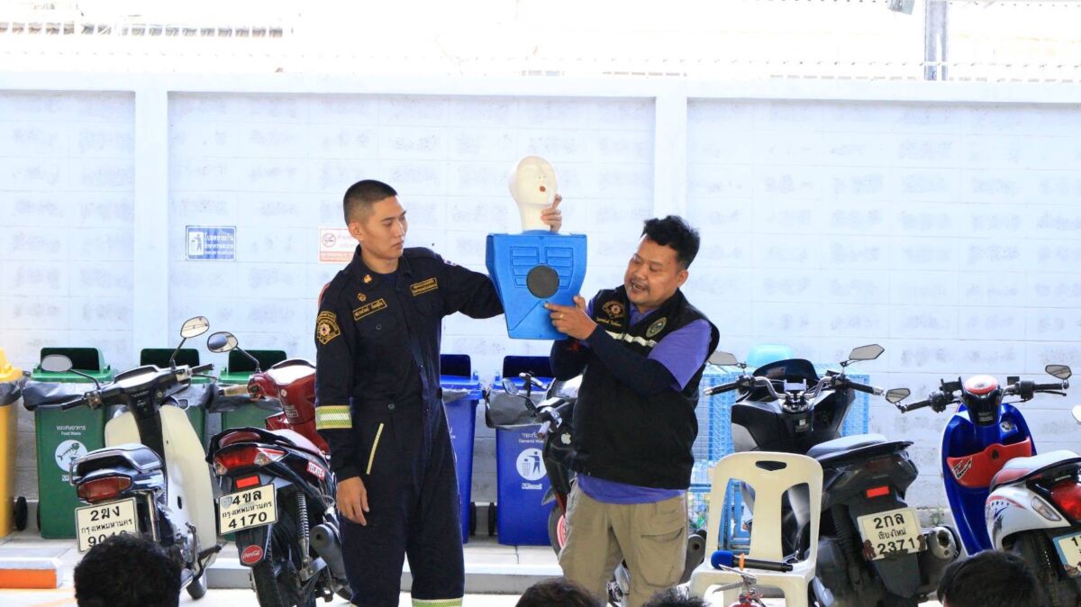 สจด.จัดโครงการฝึกอบรมการป้องกันและอพยพหนีไฟเมื่อเกิดเหตุเพลิงไหม้หอพักนักเรียนนักศึกษาสถาบันเทคโนโลยีจิตรลดา สจด.จัดโครงการฝึกอบรมการป้องกันและอพยพหนีไฟเมื่อเกิดเหตุเพลิงไหม้หอพักนักเรียนนักศึกษาสถาบันเทคโนโลยีจิตรลดา — 26 กรกฎาคม 2026 — สถาบันเทคโนโลยีจิตรลดา CDTI