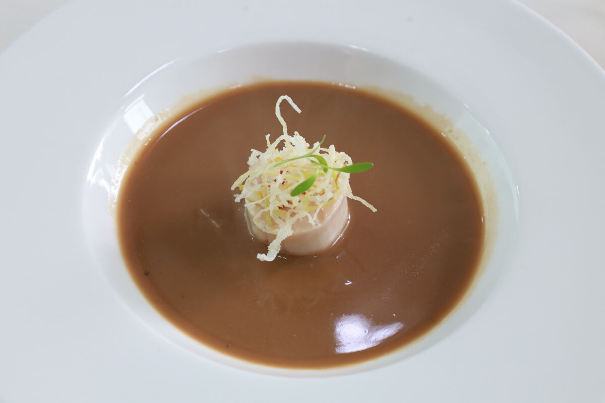 เชฟวิวแมน ลีออง ถ่ายทอดองค์ความรู้ด้าน Wellbeing Cuisine เชฟวิวแมน ลีออง ถ่ายทอดองค์ความรู้ด้าน Wellbeing Cuisine — 7 กรกฎาคม 2026 — สถาบันเทคโนโลยีจิตรลดา CDTI
