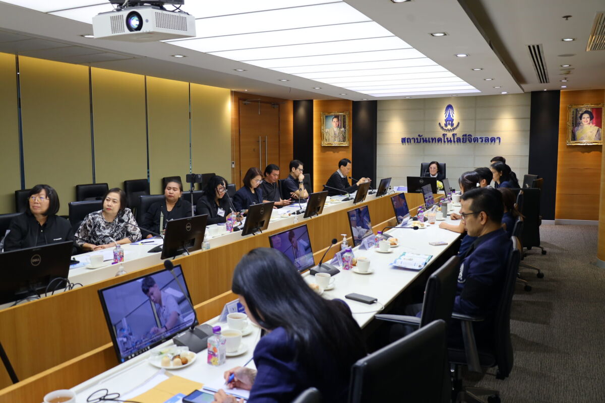 สจด. เปิดยุทธศาสตร์ 4 ปี ชูแนวคิดพระราชดำริ 'เรียนคู่งาน งานคู่เรียน' พลิกโฉมการศึกษารับยุค AI ผลิตบัณฑิตนวัตกรรมตอบโจทย์ประเทศ &mdash; 4 สิงหาคม 2026 &mdash; สถาบันเทคโนโลยีจิตรลดา CDTI