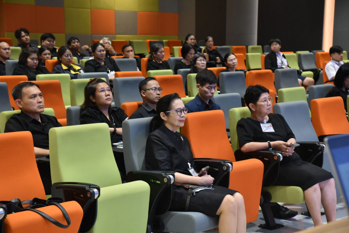 สจด. จัดบรรยายพิเศษ “พระมิ่งแม่ของแผ่นดิน : ความงดงามในพระราชกรณียกิจของสมเด็จพระพันปีหลวง” น้อมนำพระราชปณิธานสมเด็จพระพันปีหลวง สจด. จัดบรรยายพิเศษ “พระมิ่งแม่ของแผ่นดิน : ความงดงามในพระราชกรณียกิจของสมเด็จพระพันปีหลวง” น้อมนำพระราชปณิธานสมเด็จพระพันปีหลวง — 7 สิงหาคม 2026 — สถาบันเทคโนโลยีจิตรลดา CDTI