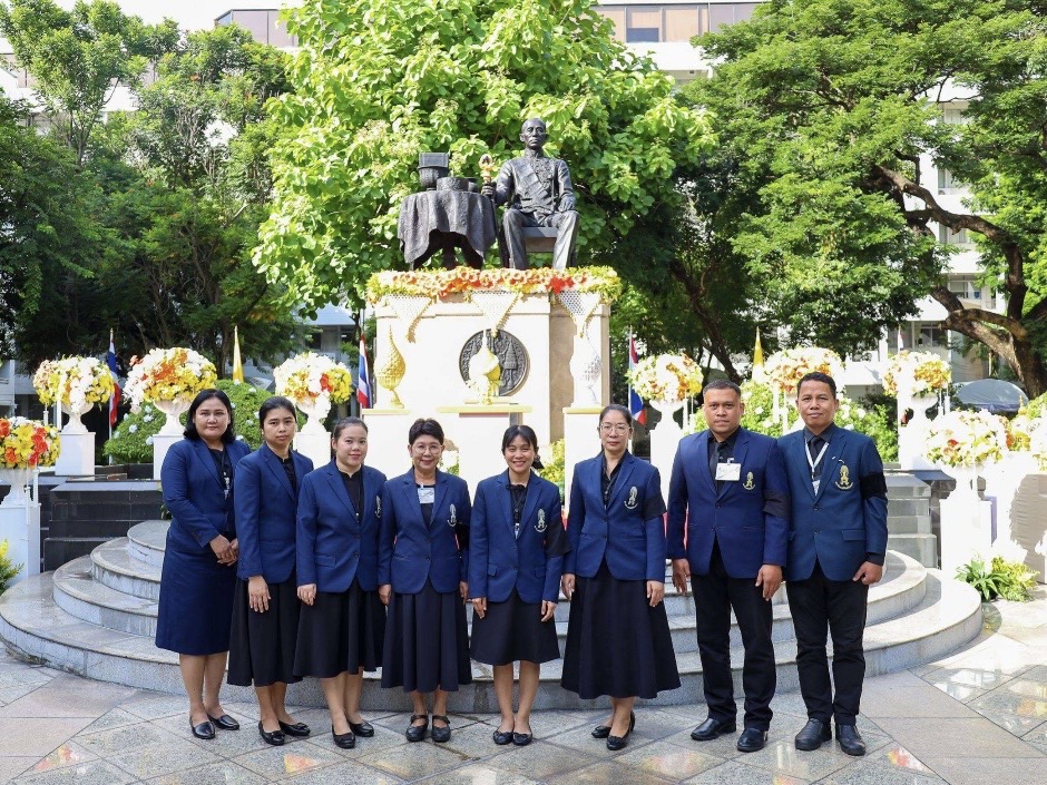 วางพานพุ่มถวายราชสักการะพระบรมราชานุสาวรีย์พระบาทสมเด็จพระปรเมนทรรามาธิบดีศรีสินทรมหามงกุฎ พระจอมเกล้าเจ้าอยู่หัว พระสยามเทวมหามกุฏวิทยมหาราช วางพานพุ่มถวายราชสักการะพระบรมราชานุสาวรีย์พระบาทสมเด็จพระปรเมนทรรามาธิบดีศรีสินทรมหามงกุฎ พระจอมเกล้าเจ้าอยู่หัว พระสยามเทวมหามกุฏวิทยมหาราช — 18 สิงหาคม 2026 — สถาบันเทคโนโลยีจิตรลดา CDTI