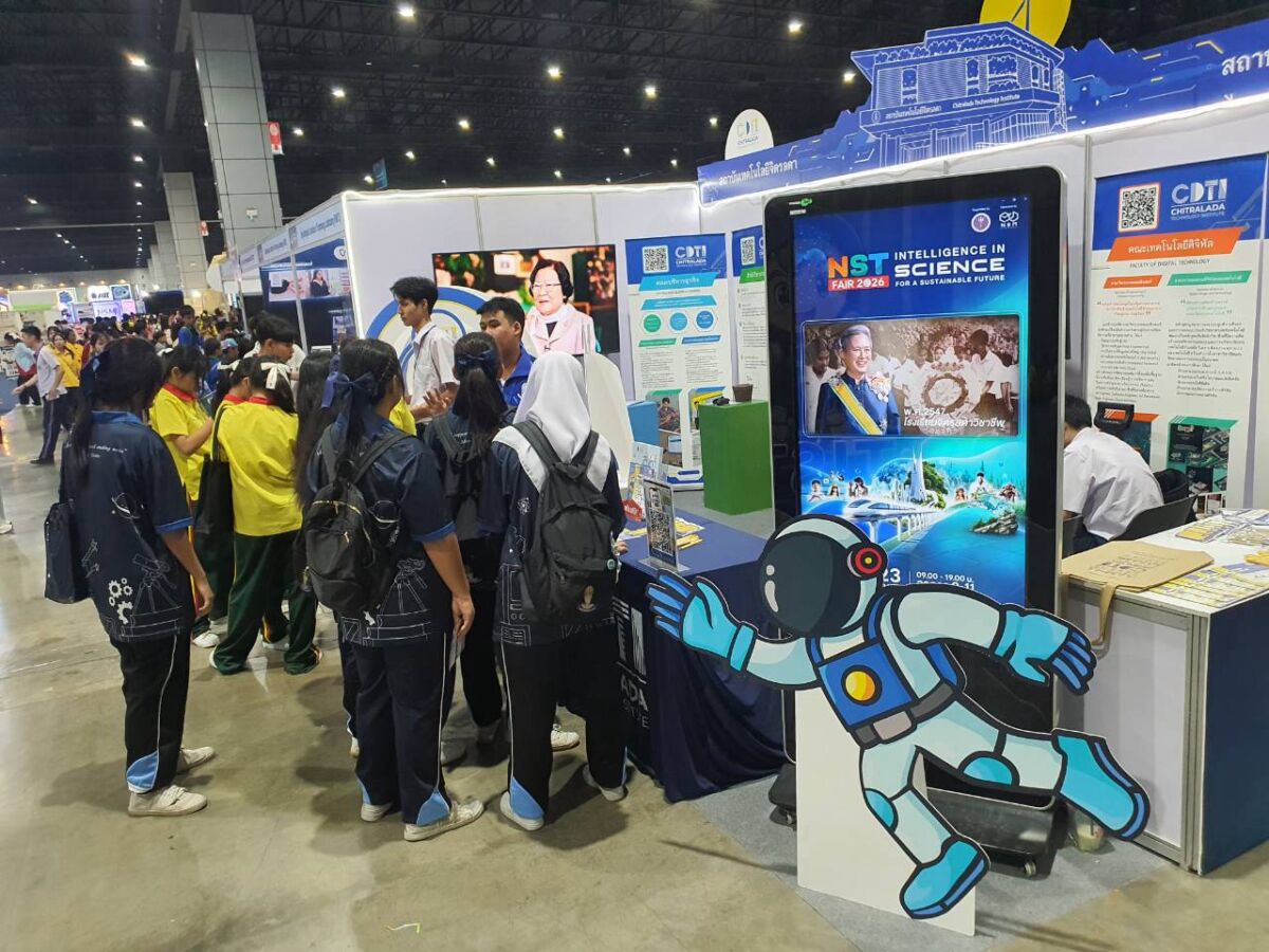 สจด. โชว์นวัตกรรมกู้โลก! ขนทัพหุ่นยนต์กู้ภัย "RORN2SHINE" อวดความอัจฉริยะในงานมหกรรมวิทยาศาสตร์และเทคโนโลยีแห่งชาติ 2569 สจด. โชว์นวัตกรรมกู้โลก! ขนทัพหุ่นยนต์กู้ภัย "RORN2SHINE" อวดความอัจฉริยะในงานมหกรรมวิทยาศาสตร์และเทคโนโลยีแห่งชาติ 2569 — 20 สิงหาคม 2026 — สถาบันเทคโนโลยีจิตรลดา CDTI