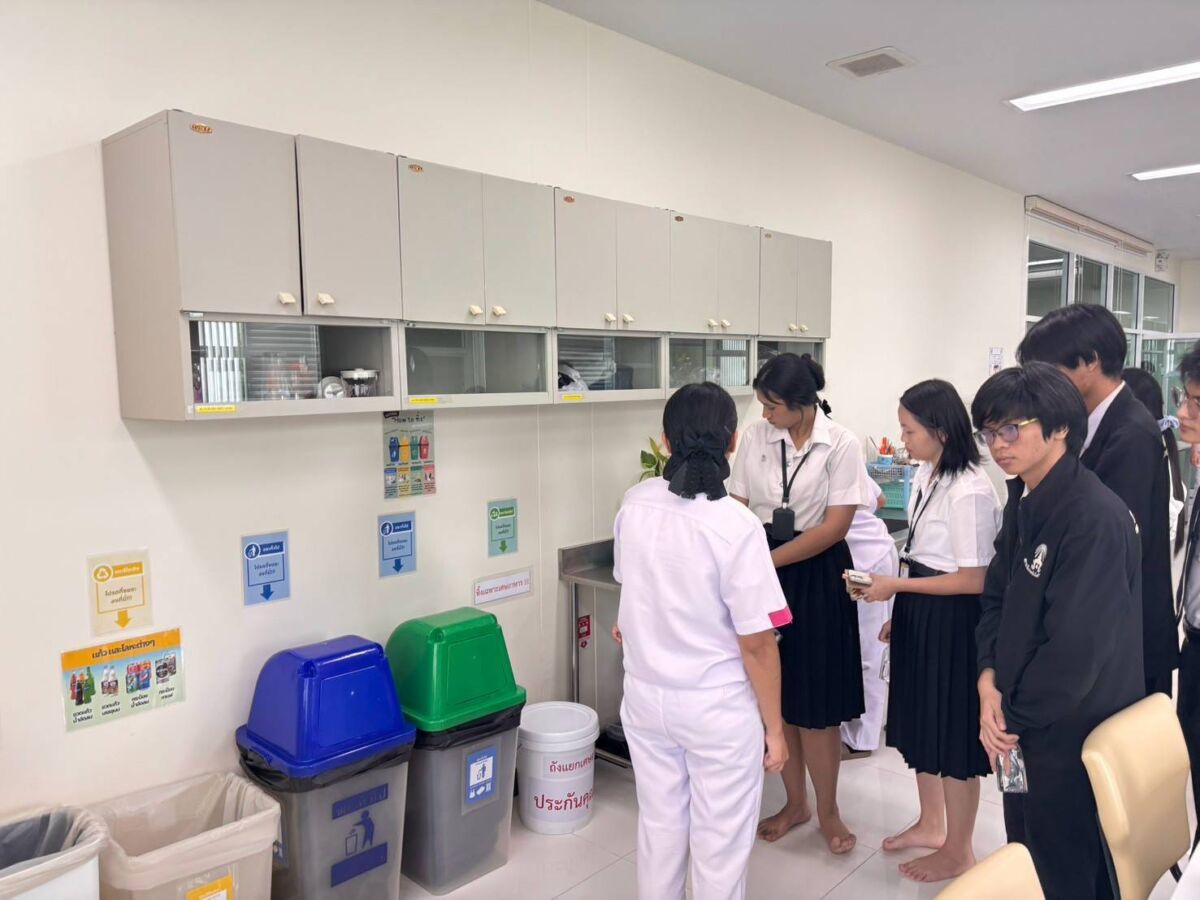 สจด. ศึกษาดูงานการบริหารจัดการขยะ มุ่งพัฒนาระบบจัดการขยะภายในหอพักอย่างเป็นระบบ สจด. ศึกษาดูงานการบริหารจัดการขยะ มุ่งพัฒนาระบบจัดการขยะภายในหอพักอย่างเป็นระบบ — 18 กันยายน 2026 — สถาบันเทคโนโลยีจิตรลดา CDTI