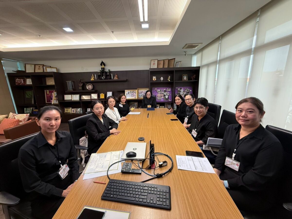 สจด. มอบประกาศนียบัตรแก่ครูและนักเรียนจาก Leshan Vocational Technical College สจด. มอบประกาศนียบัตรแก่ครูและนักเรียนจาก Leshan Vocational Technical College — 1 กันยายน 2026 — สถาบันเทคโนโลยีจิตรลดา CDTI