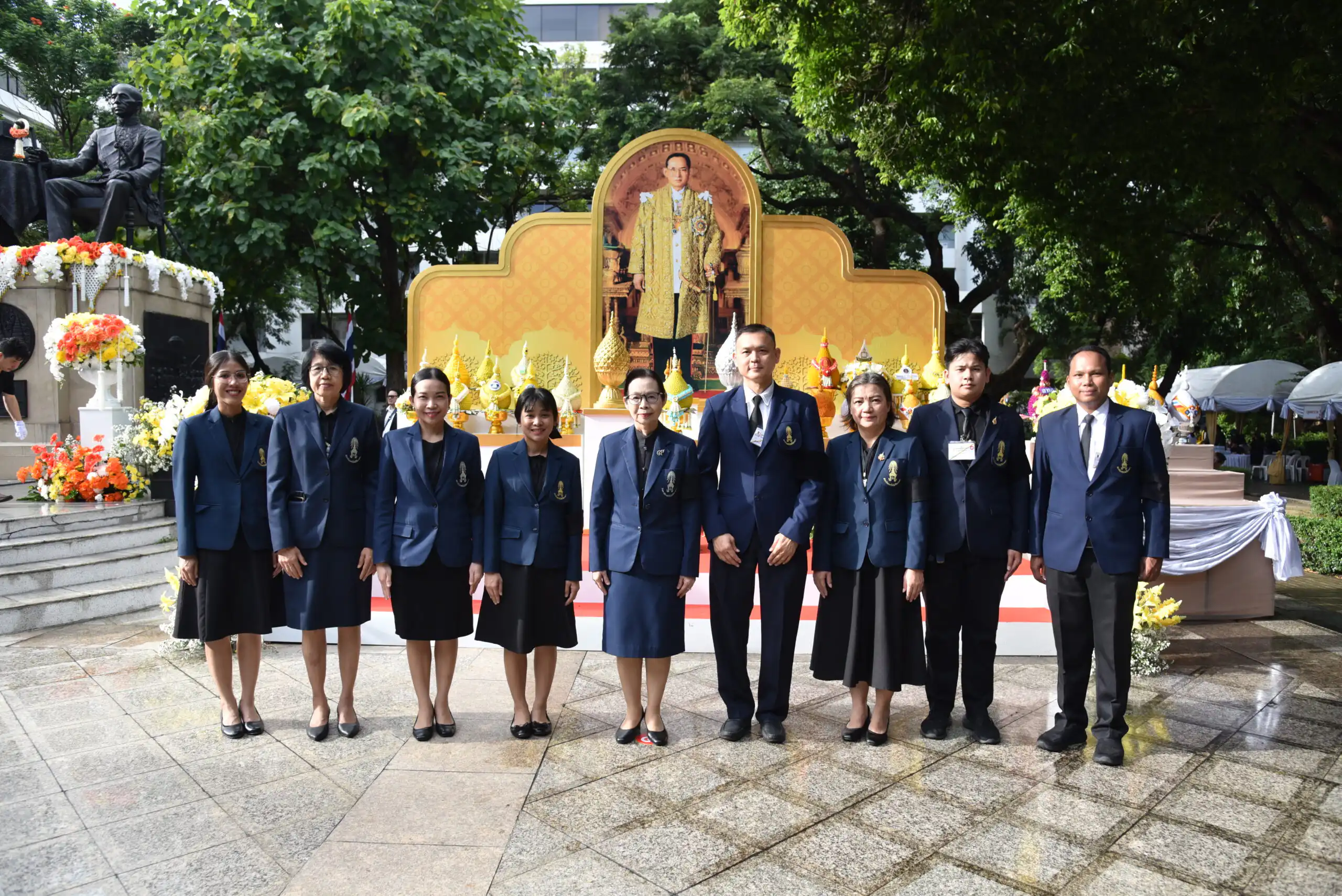 สจด. ร่วมพิธีวางพานพุ่มถวายราชสักการะ เนื่องใน “วันเทคโนโลยีของไทย” สจด. ร่วมพิธีวางพานพุ่มถวายราชสักการะ เนื่องใน “วันเทคโนโลยีของไทย” — 19 ตุลาคม 2026 — สถาบันเทคโนโลยีจิตรลดา CDTI