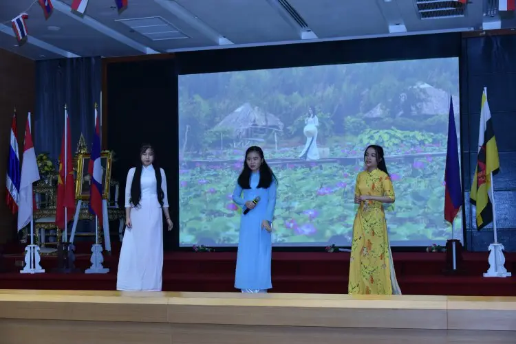 นิทรรศการวัฒนธรรมชาติต่างๆ ในอาเซียน เนื่องในวันอาเซียน (ASEAN Day) — 19 พฤษภาคม 2025 — สถาบันเทคโนโลยีจิตรลดา CDTI