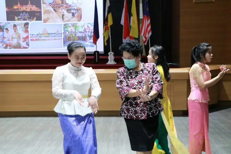นิทรรศการวัฒนธรรมชาติต่างๆ ในอาเซียน เนื่องในวันอาเซียน (ASEAN Day) — 19 พฤษภาคม 2025 — สถาบันเทคโนโลยีจิตรลดา CDTI