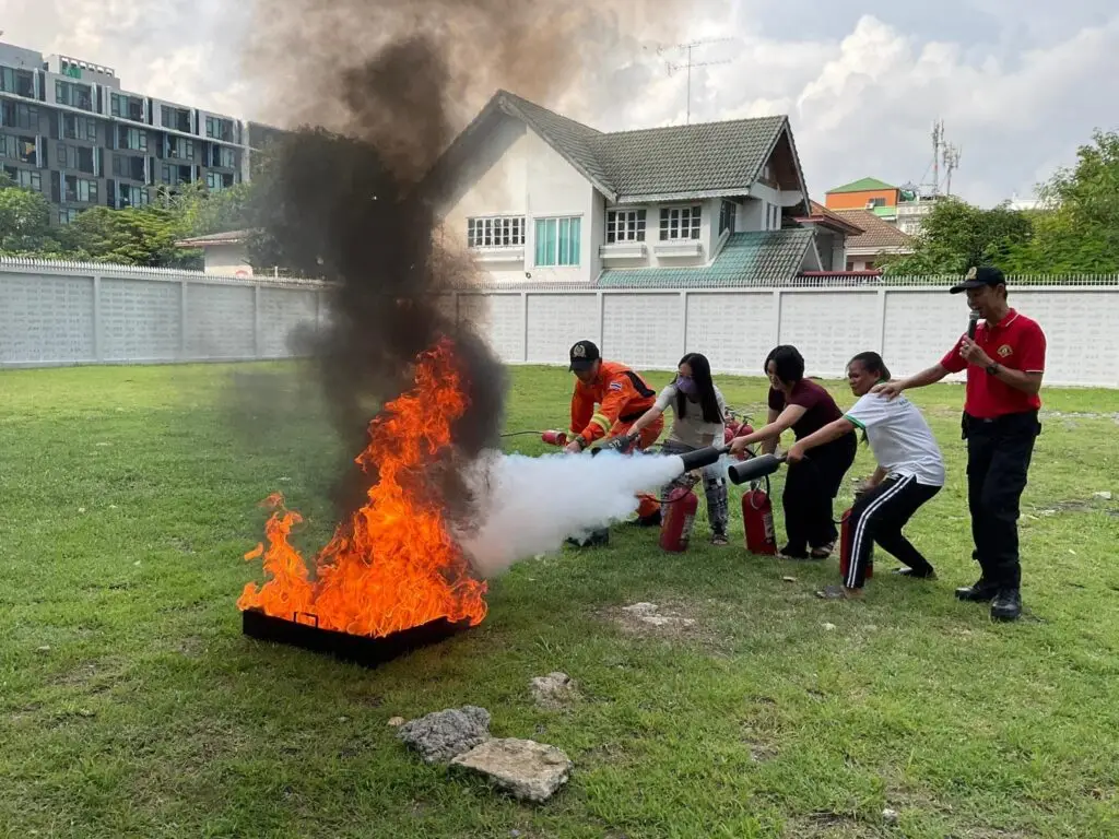 สจด. จัดฝึกซ้อมอพยพหนีไฟหอพักนักเรียน นักศึกษา — 19 พฤษภาคม 2025 — สถาบันเทคโนโลยีจิตรลดา CDTI