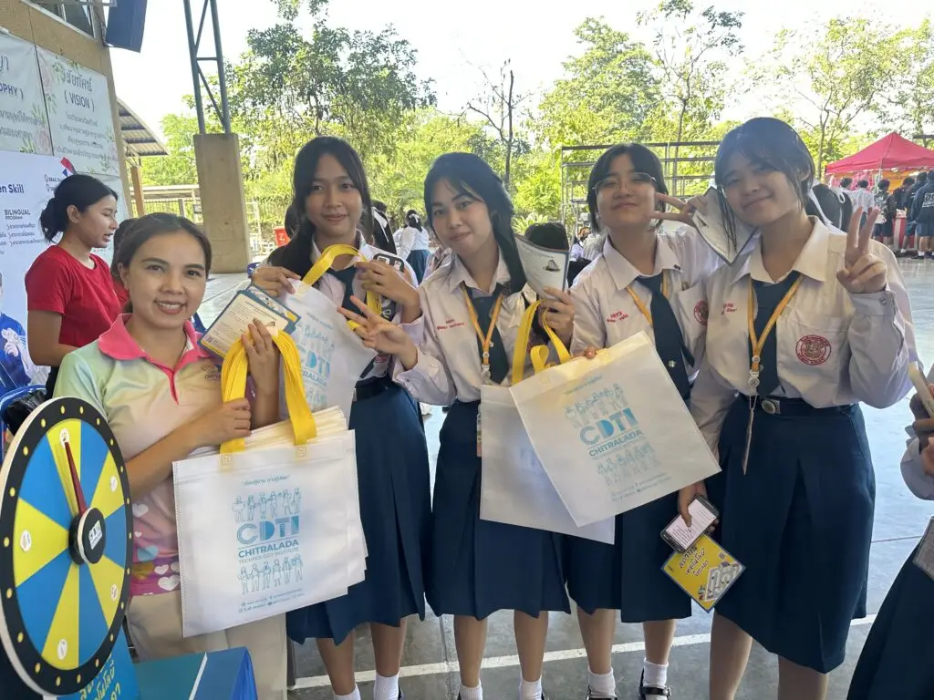 แนะนำหลักสูตรสถาบันเทคโนโลยีจิตรลดา ให้กับโรงเรียนพระวิสุทธิวงส์ — 1 พฤษภาคม 2025 — สถาบันเทคโนโลยีจิตรลดา CDTI