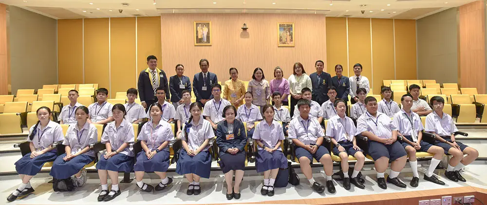 นักเรียน สจด. พบอธิการบดีเพื่อรับโอวาท — 8 พฤษภาคม 2025 — สถาบันเทคโนโลยีจิตรลดา CDTI